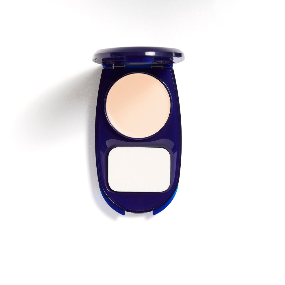 Aquasmooth Compact Foundation - US 8682